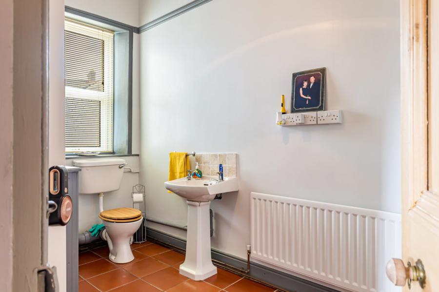 Ardbracken House, 2 Upper Clifton