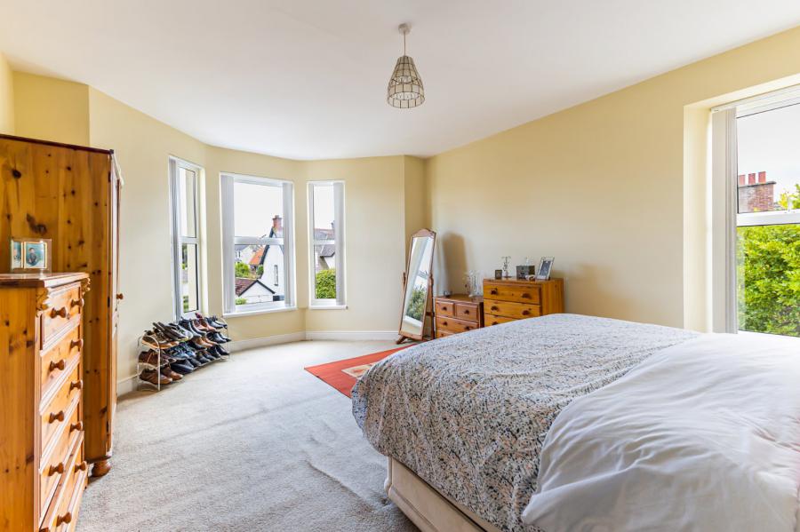 Ardbracken House, 2 Upper Clifton