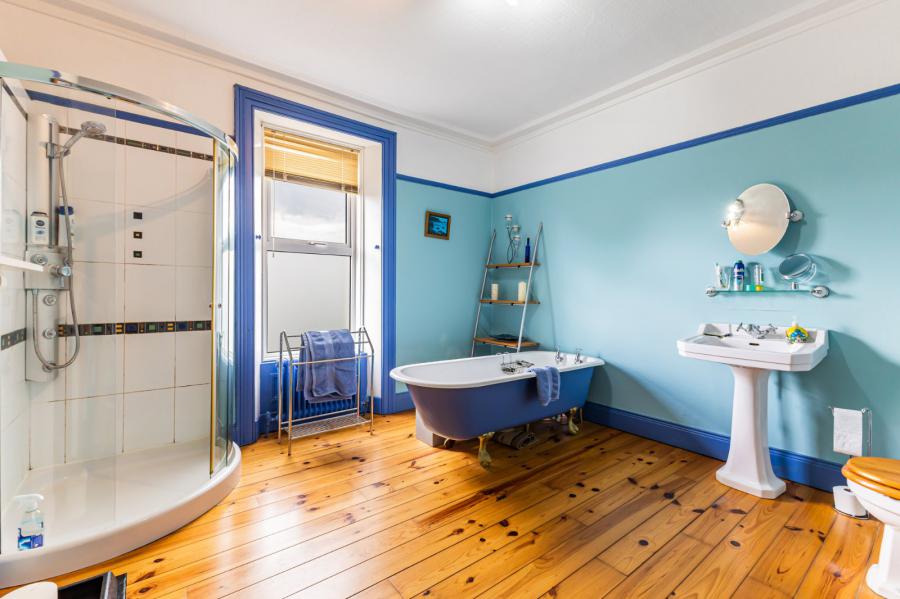 Ardbracken House, 2 Upper Clifton
