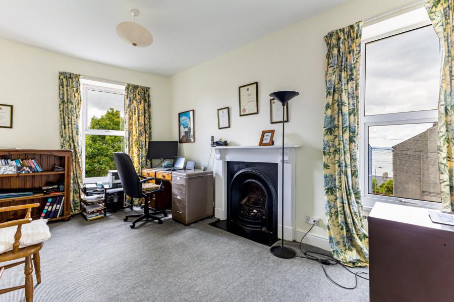 Ardbracken House, 2 Upper Clifton