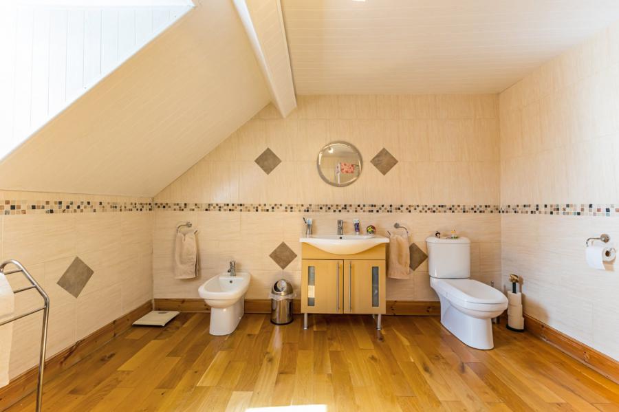 Ardbracken House, 2 Upper Clifton