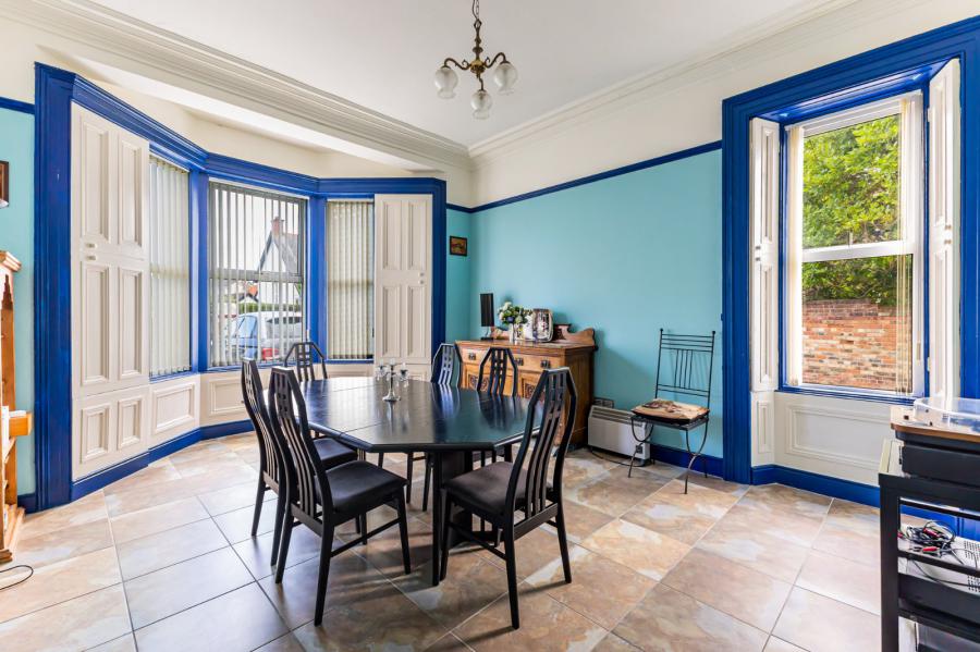 Ardbracken House, 2 Upper Clifton