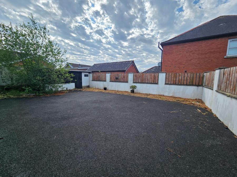 22 Dixon Road