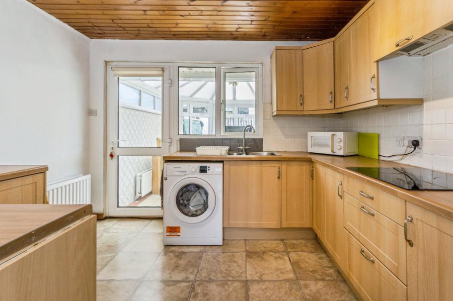 21 Meadowvale Park