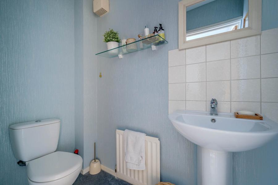 52a, Gransha Road