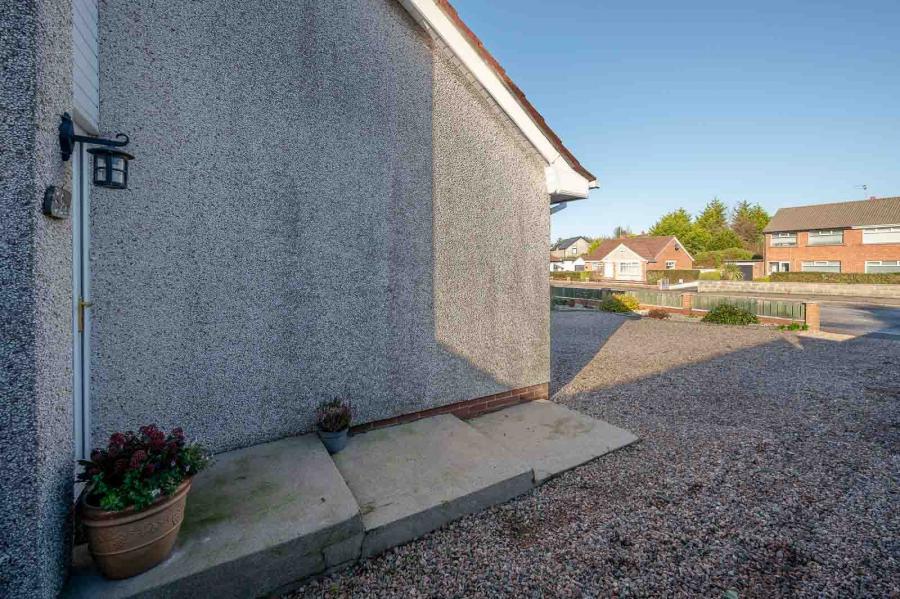 52a, Gransha Road