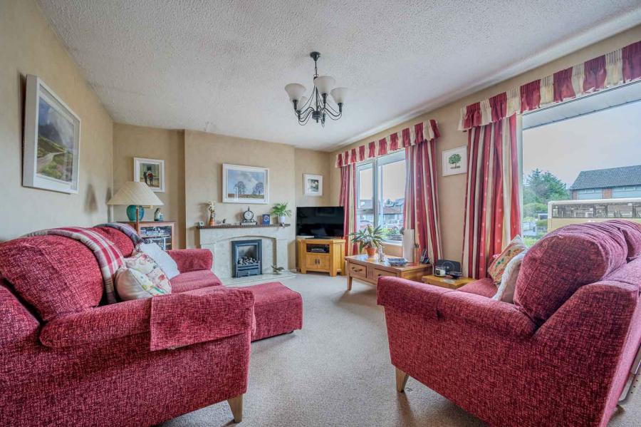 52a, Gransha Road
