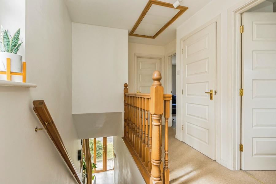 5 Bridgelea Lane