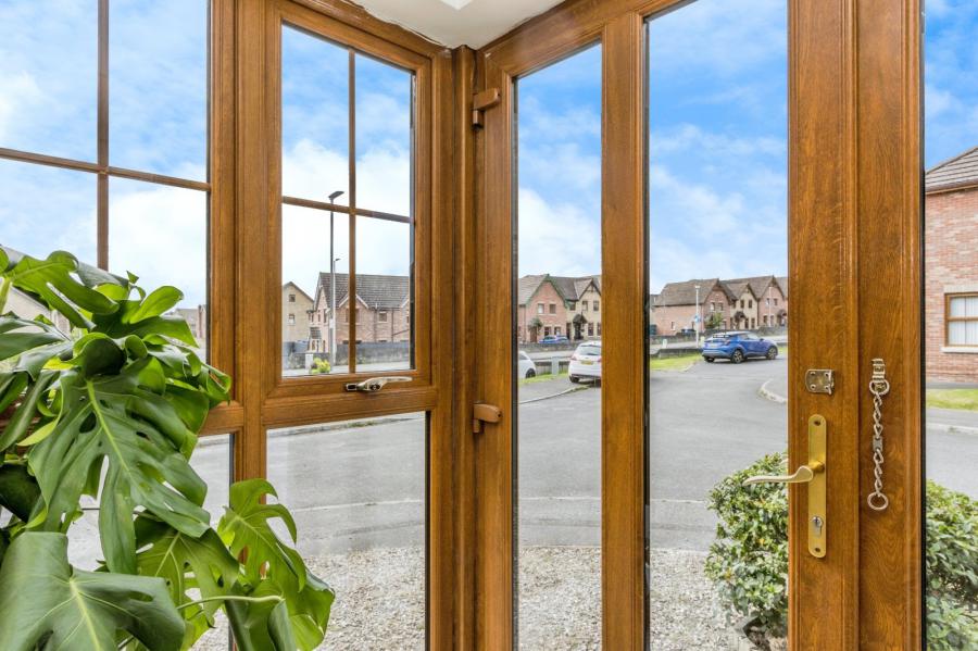 5 Bridgelea Lane