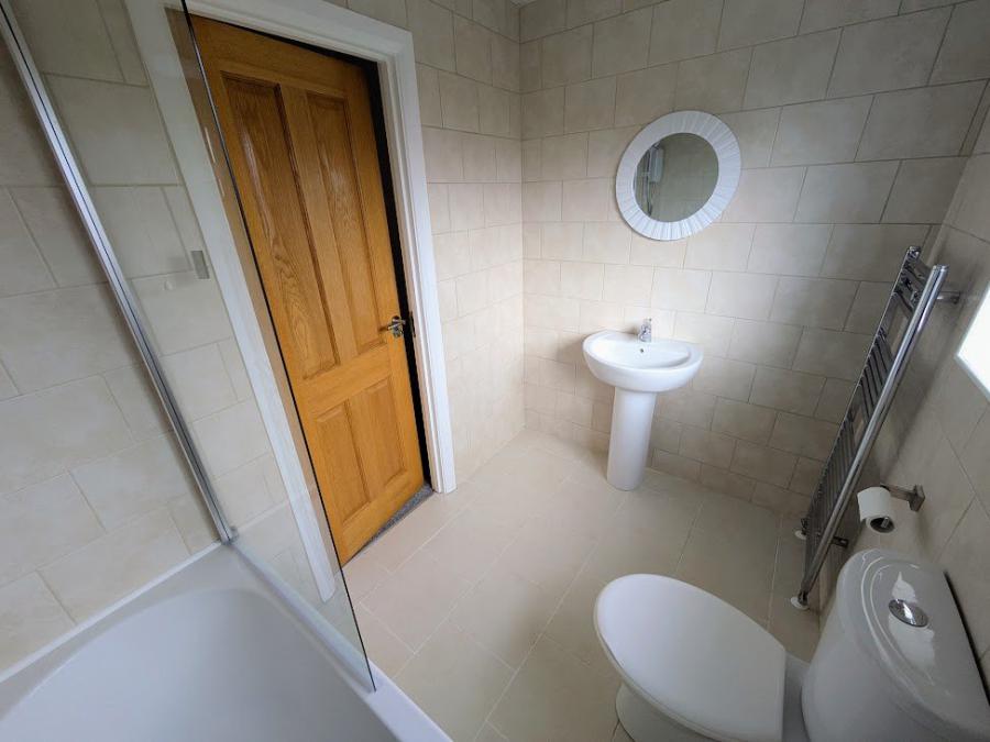 2 Cloverhill Grove
