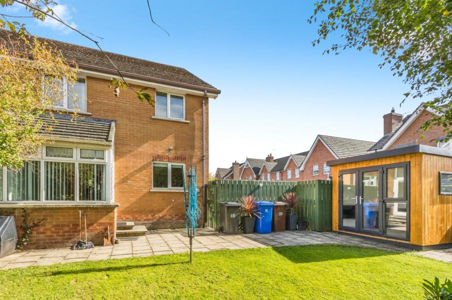 84 Ardvanagh Road