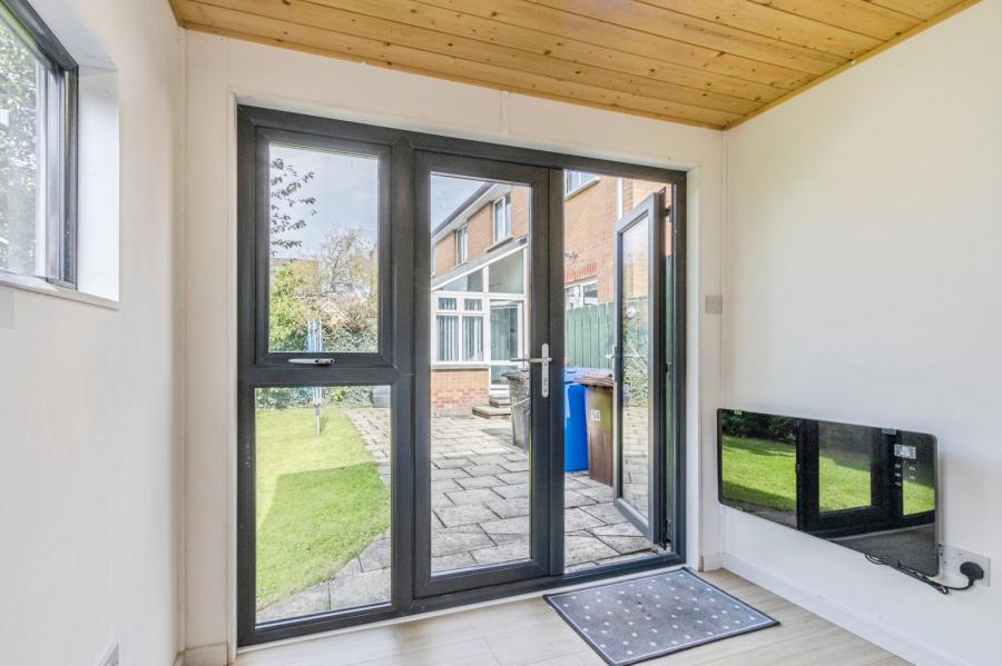 84 Ardvanagh Road