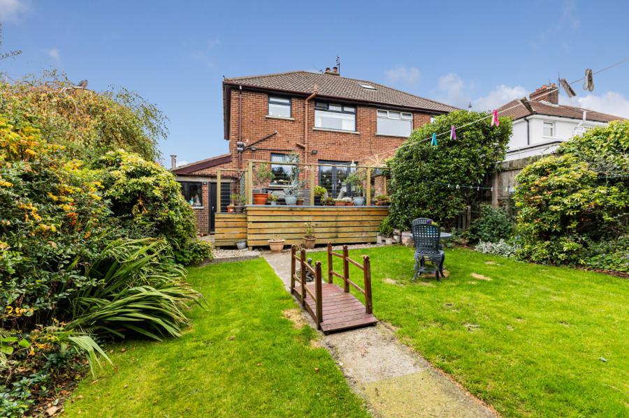 39 Donard Avenue