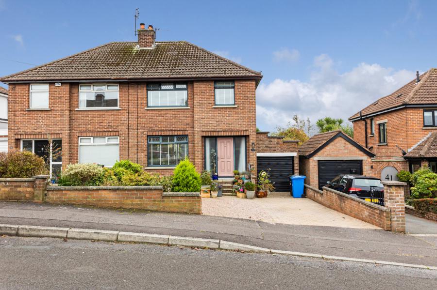 39 Donard Avenue