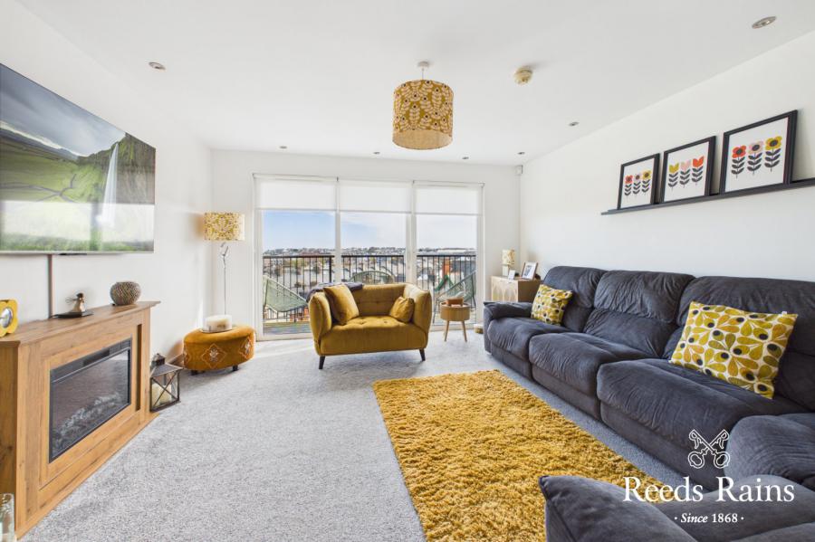 Flat 12, 4 Princetown Avenue