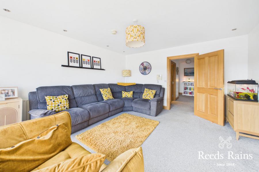 Flat 12, 4 Princetown Avenue