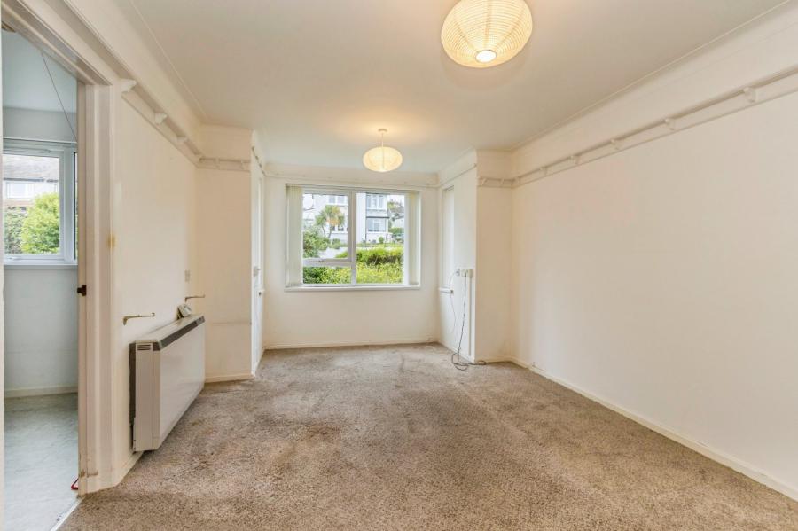 13 Ballyholme Court