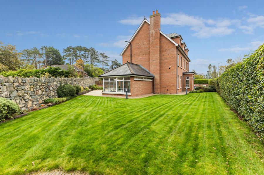 19 Bridge Road