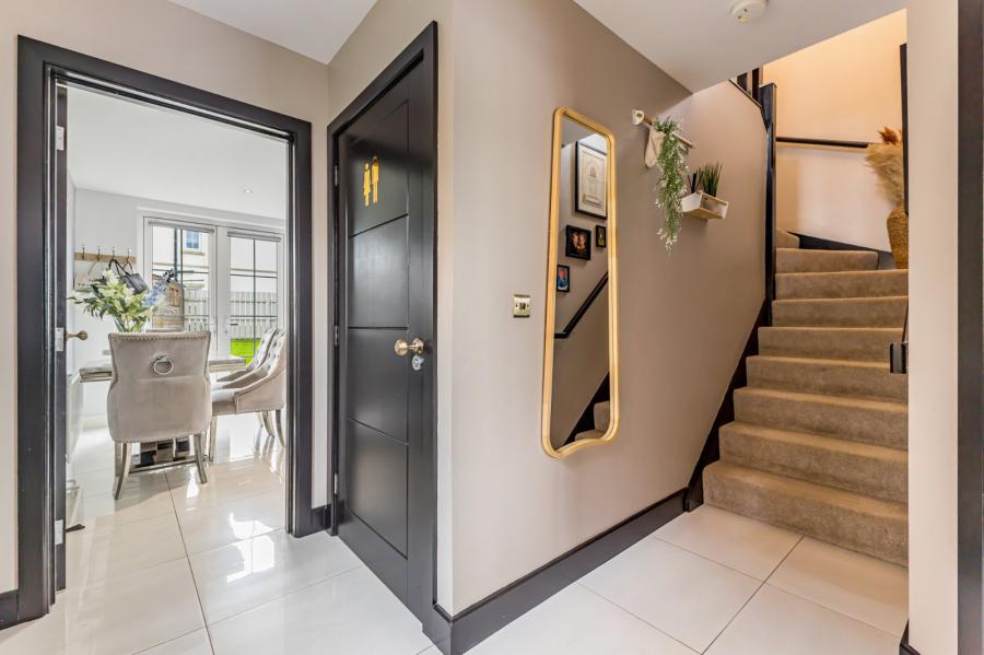 38 Rocklyn Crescent