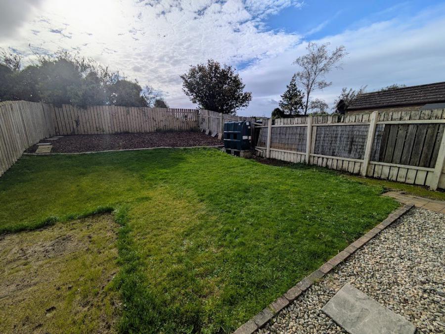 29 Stonebridge Gardens