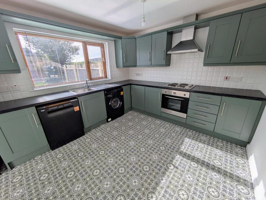29 Stonebridge Gardens