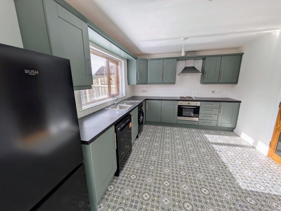 29 Stonebridge Gardens