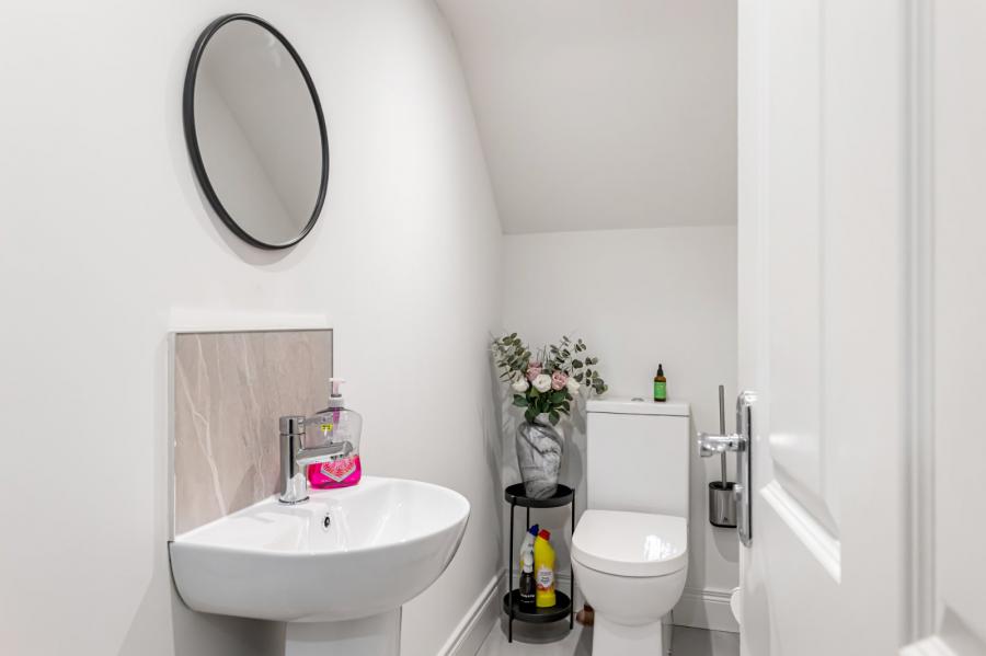 9 Helens Wood Crescent