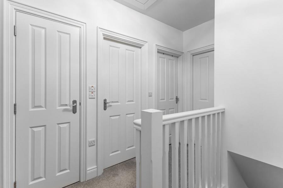 9 Helens Wood Crescent