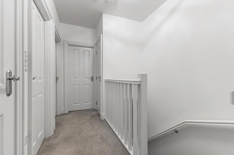 9 Helens Wood Crescent