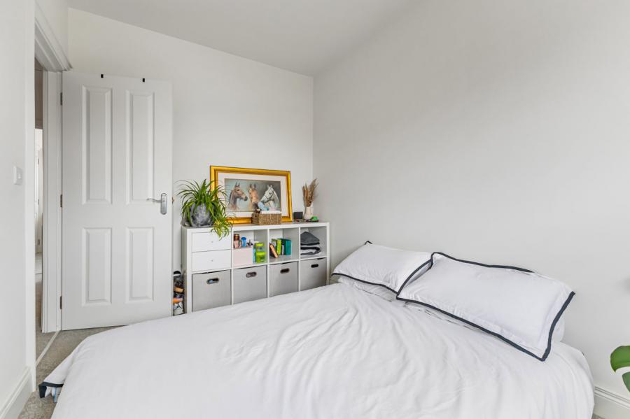 9 Helens Wood Crescent