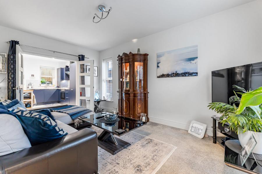 9 Helens Wood Crescent