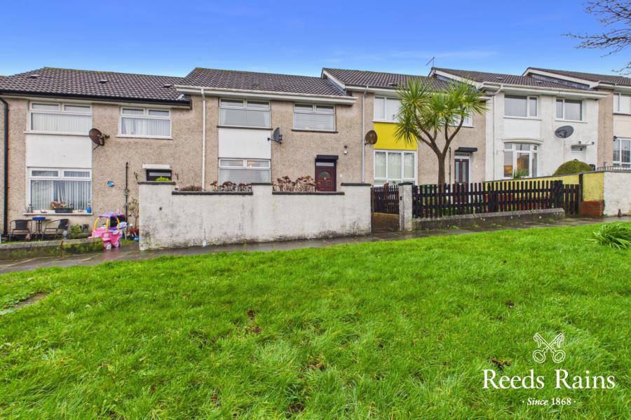 16 Ballyminetragh Gardens