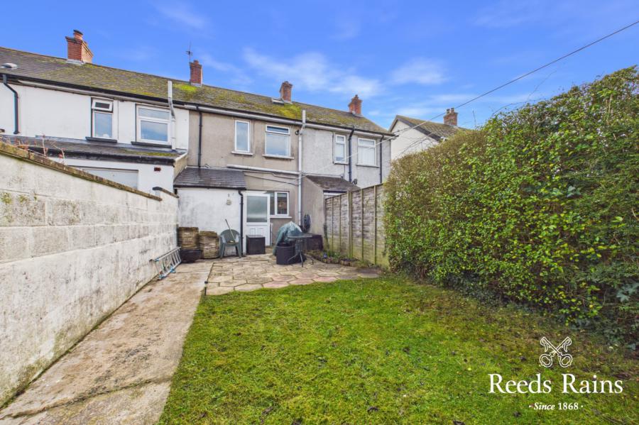 30 Grovehill Gardens