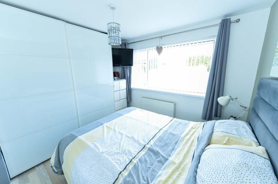 4 Ballymaconnell Road South