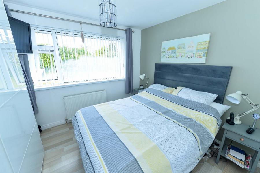 4 Ballymaconnell Road South