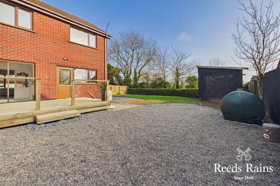 10 Balmoral Crescent