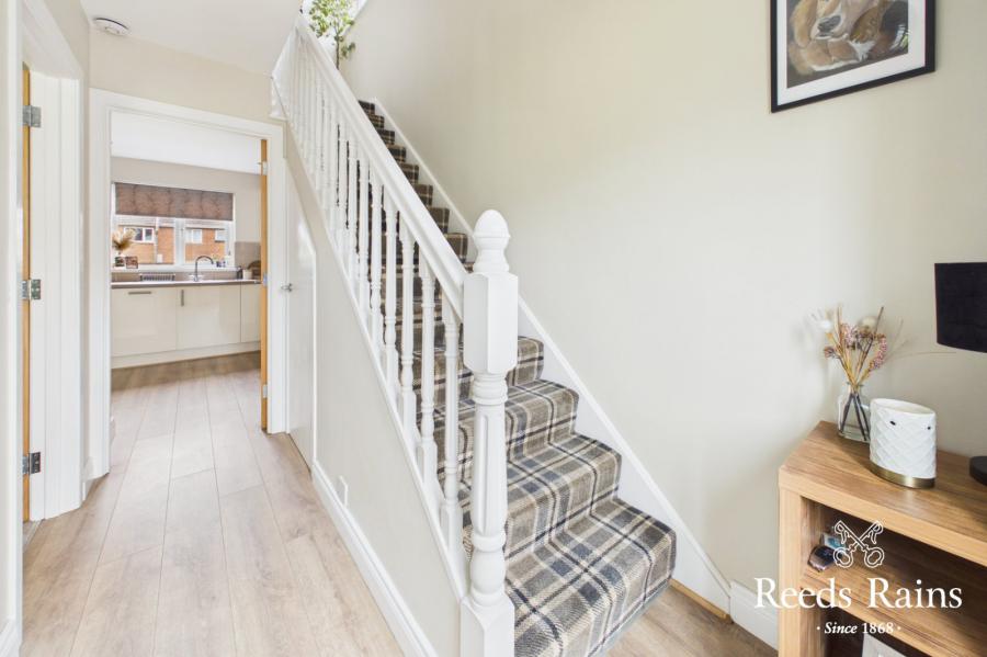 51 Sinclair Road North