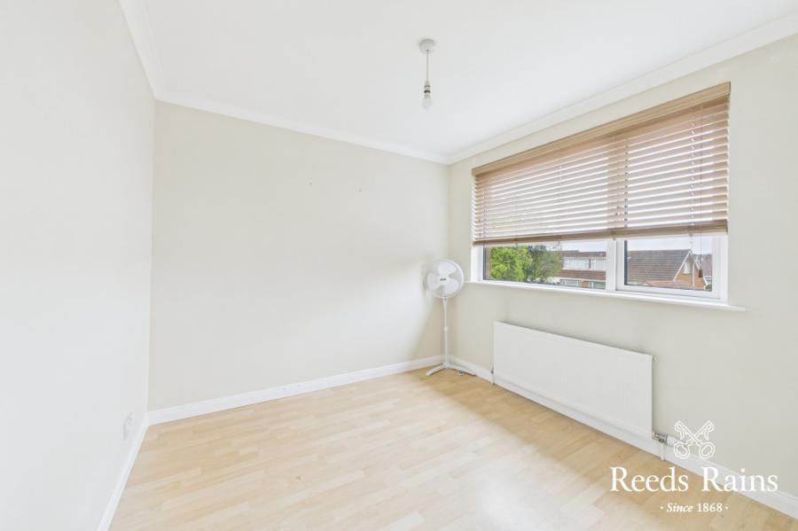 51 Sinclair Road North