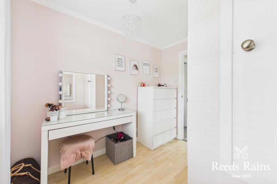 51 Sinclair Road North