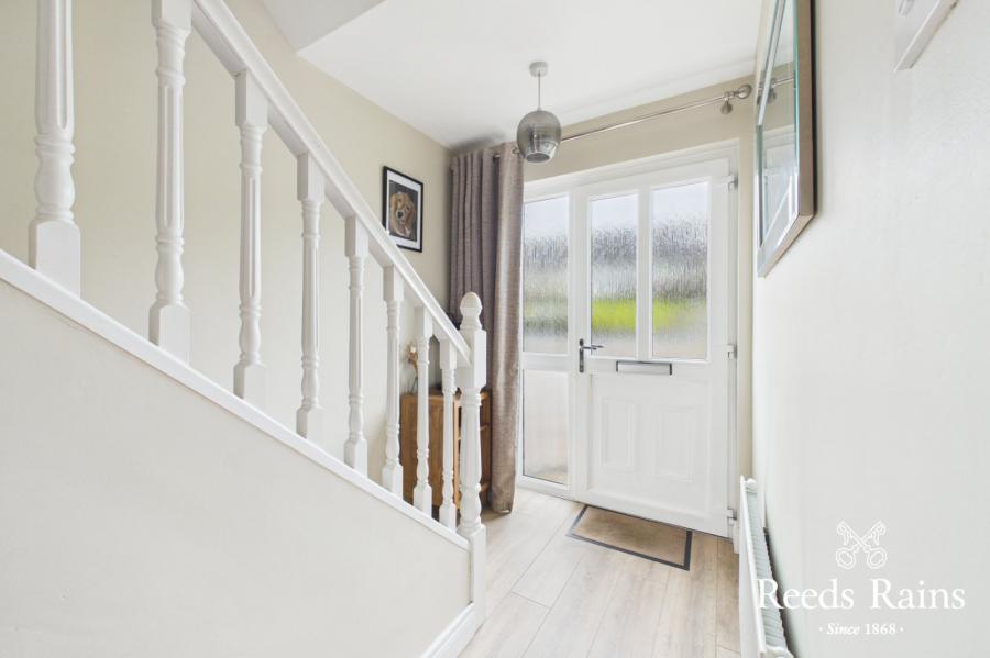 51 Sinclair Road North