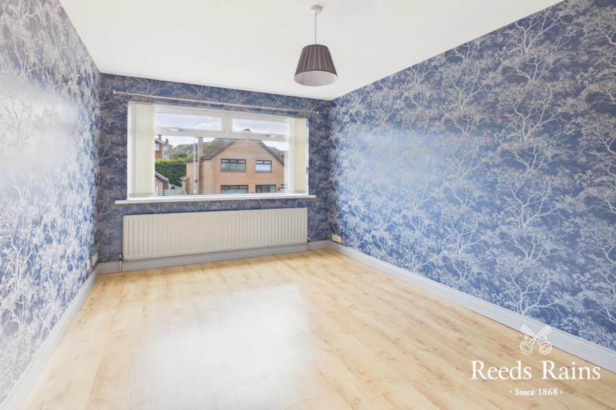 50 Cleland Park North