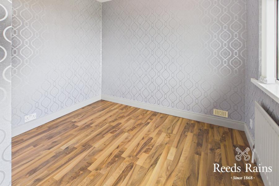 50 Cleland Park North