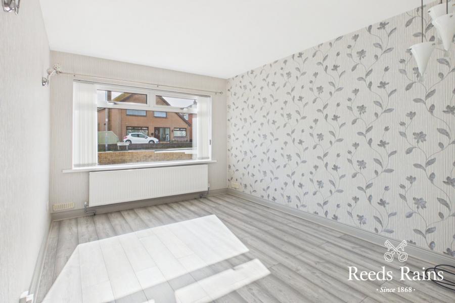 50 Cleland Park North