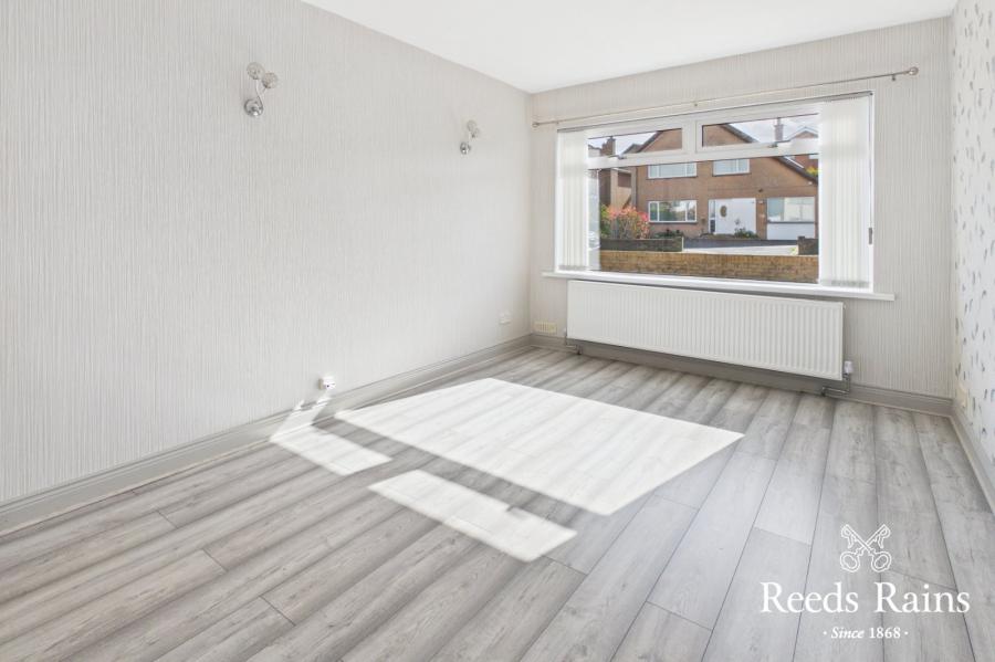 50 Cleland Park North