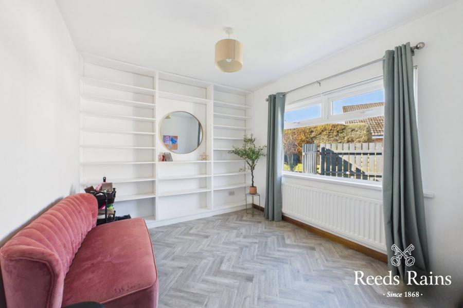 1 Rossinver Gardens