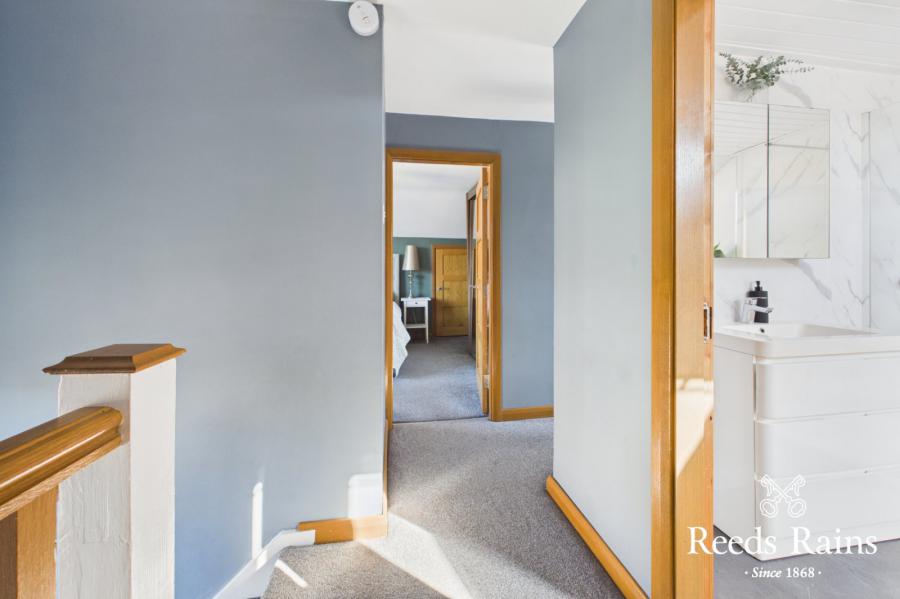1 Rossinver Gardens