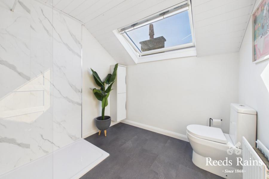 1 Rossinver Gardens