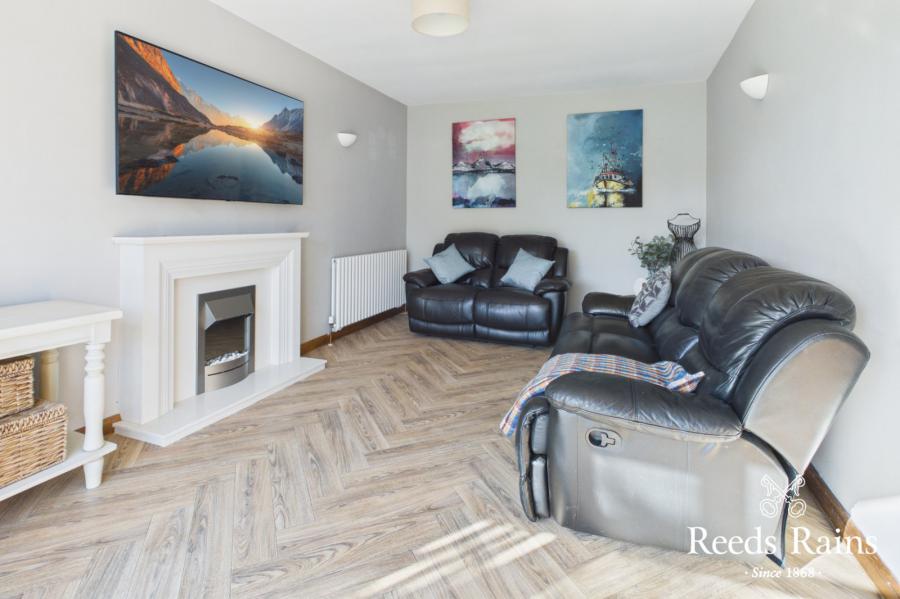 1 Rossinver Gardens