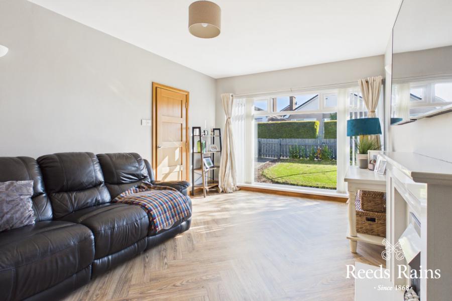 1 Rossinver Gardens