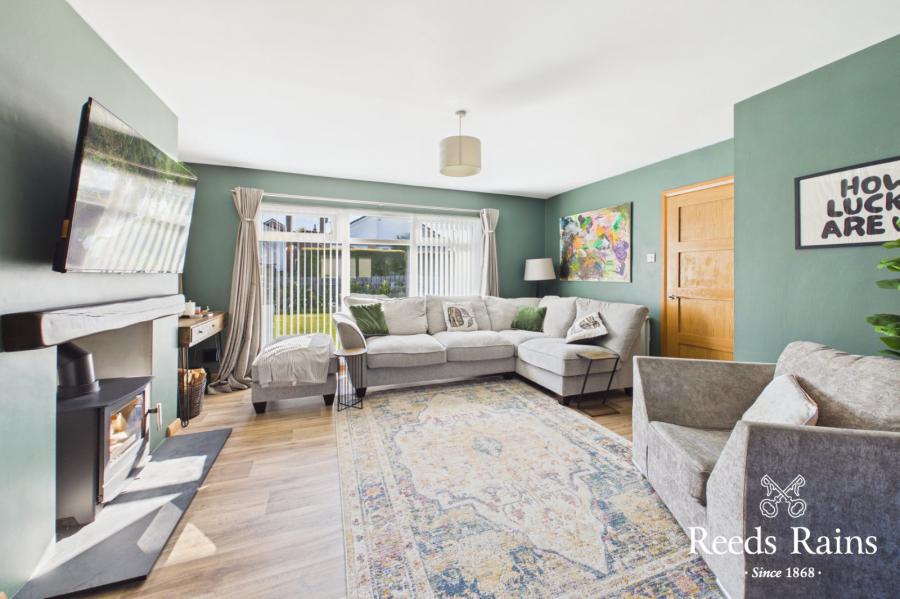 1 Rossinver Gardens